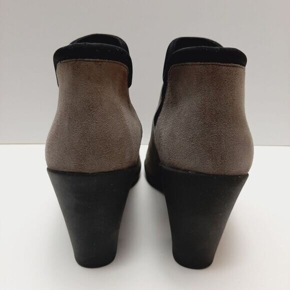 CLARKS Slip-on Ankle Boots Rubber Soles High Heel Grey & Black Sz 8 - Picture 9 of 13